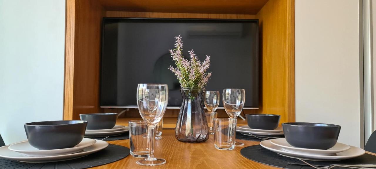 דירות Paphos Phaedrus Living Seaside Luxury Flat Athina 123 מראה חיצוני תמונה
