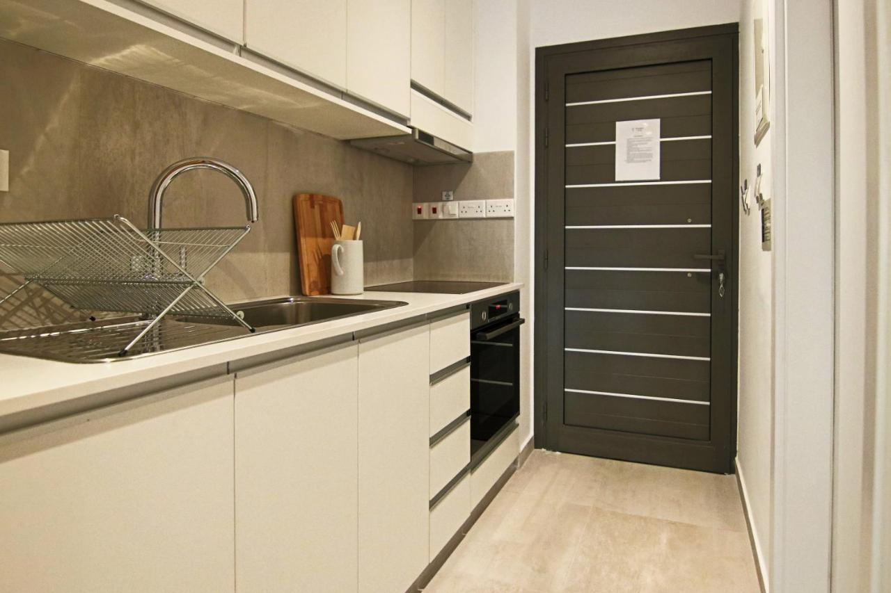 דירות Paphos Phaedrus Living Seaside Luxury Flat Athina 123 מראה חיצוני תמונה